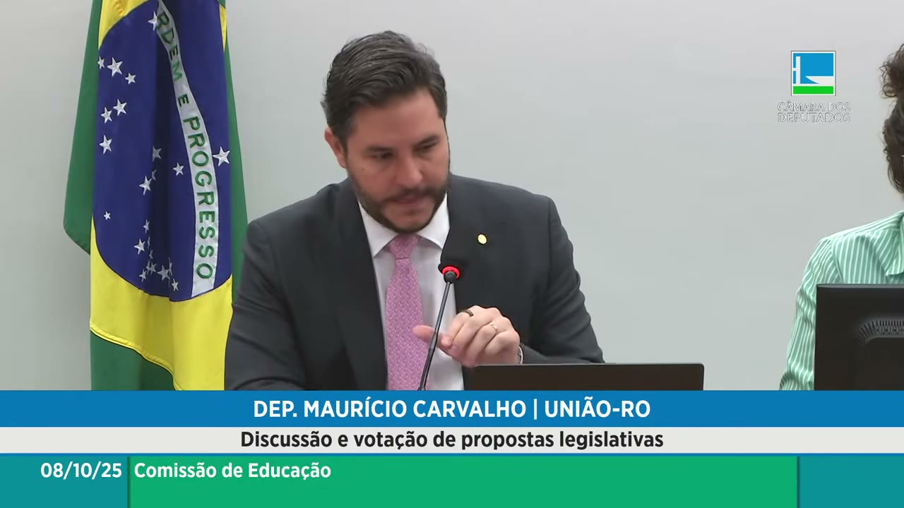 Vídeo do evento em 1:05:40