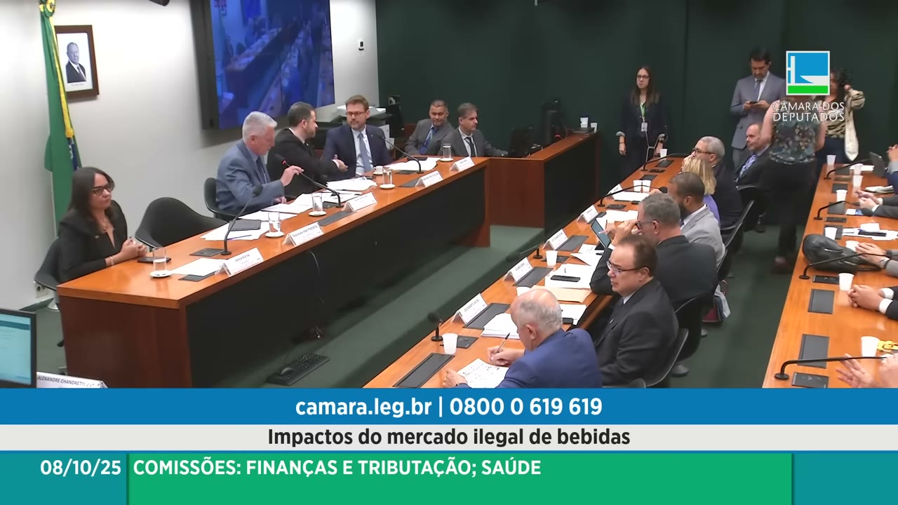 Vídeo do evento em 1:02:41