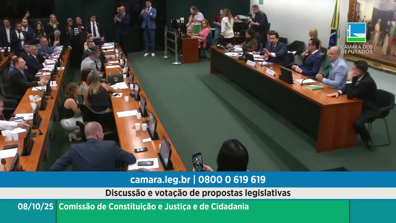 Vídeo do evento em 1:00:46