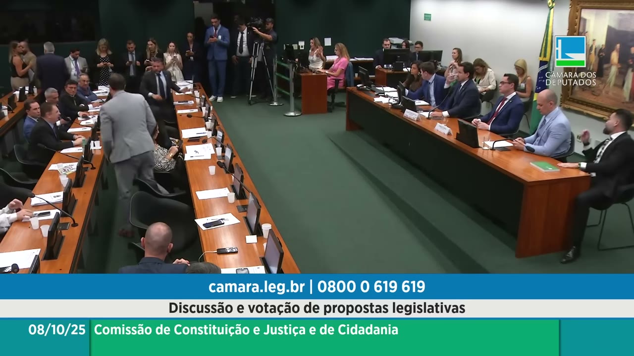 Vídeo do evento em 1:14:29