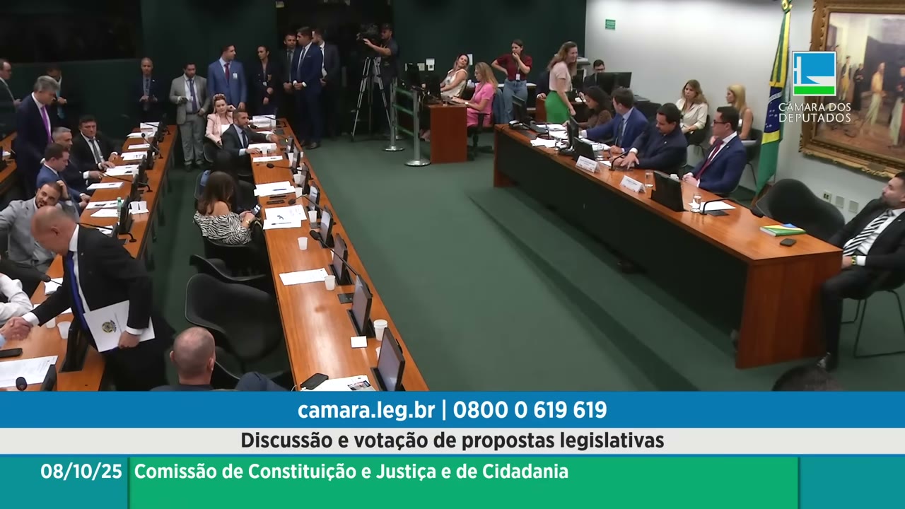 Vídeo do evento em 1:23:36
