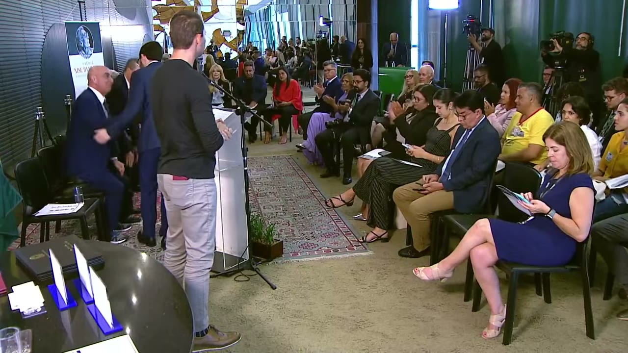 Vídeo do evento em 28:47