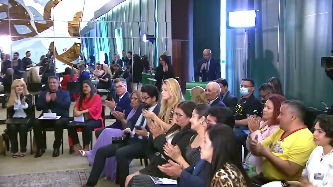 Vídeo do evento em 1:05:29