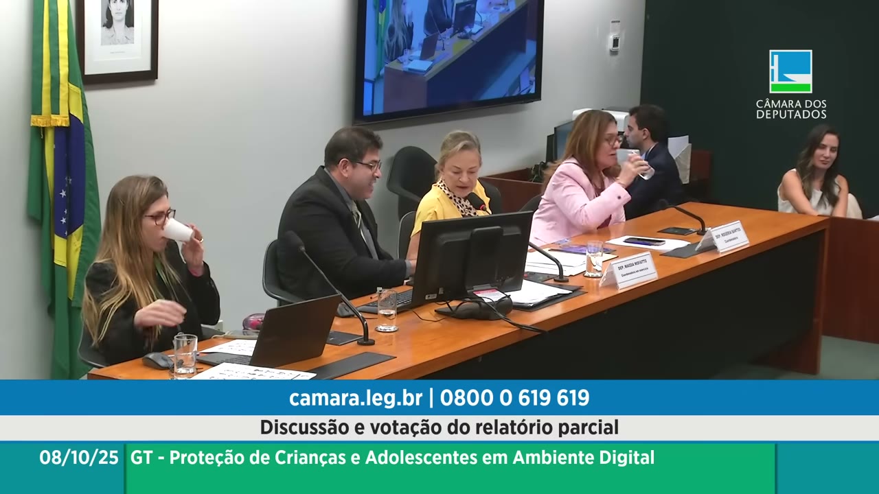 Vídeo do evento em 1:11:48