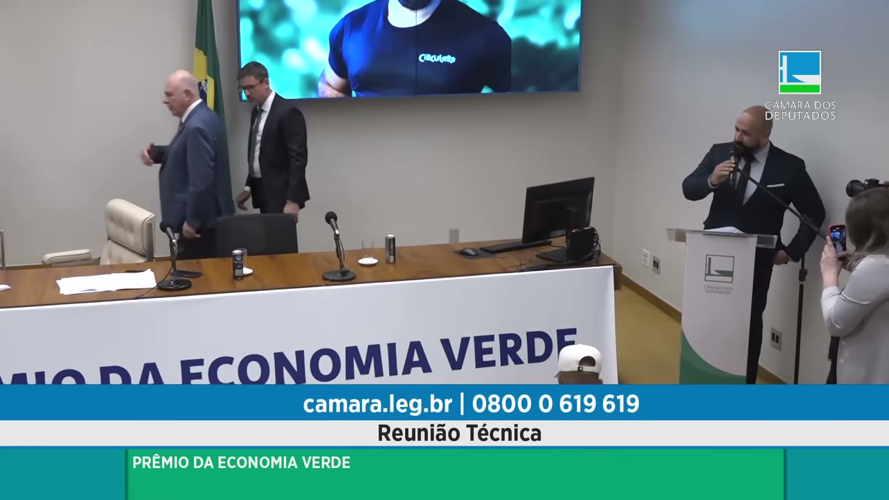 Vídeo do evento em 1:19:32