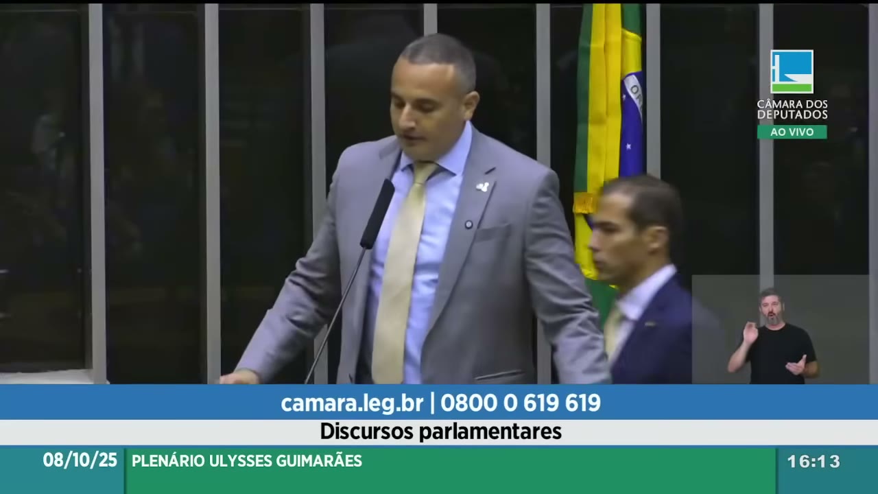 Vídeo do evento em 2:14:49