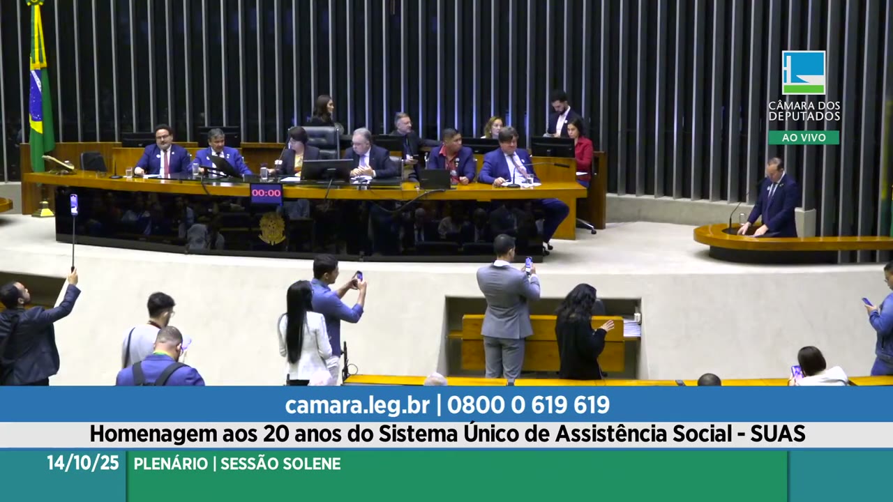 Vídeo do evento em 1:08:36
