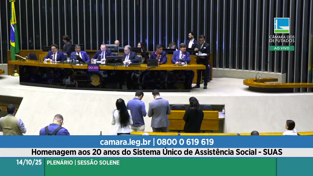 Vídeo do evento em 1:14:45