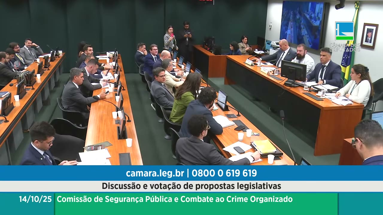 Vídeo do evento em 1:06:24