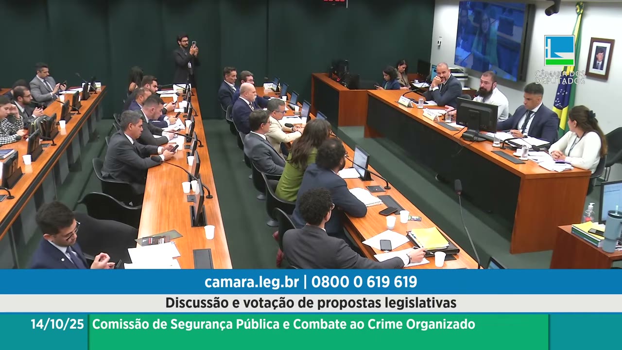 Vídeo do evento em 1:08:25