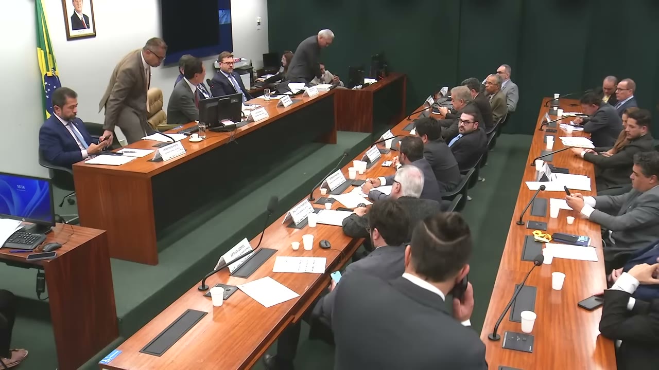 Vídeo do evento em 1:38:03