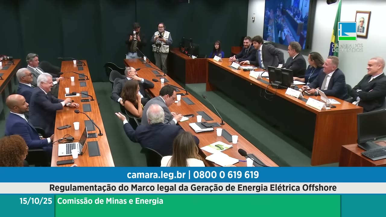 Vídeo do evento em 1:11:33