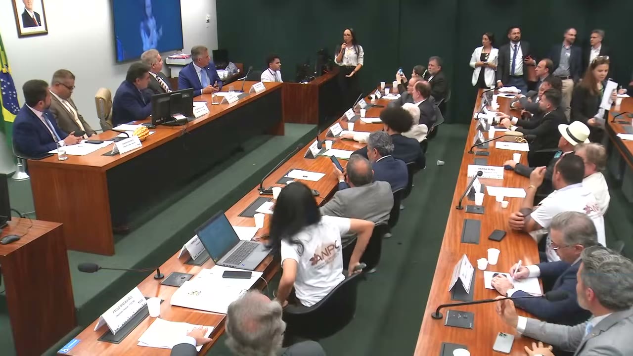 Vídeo do evento em 43:07