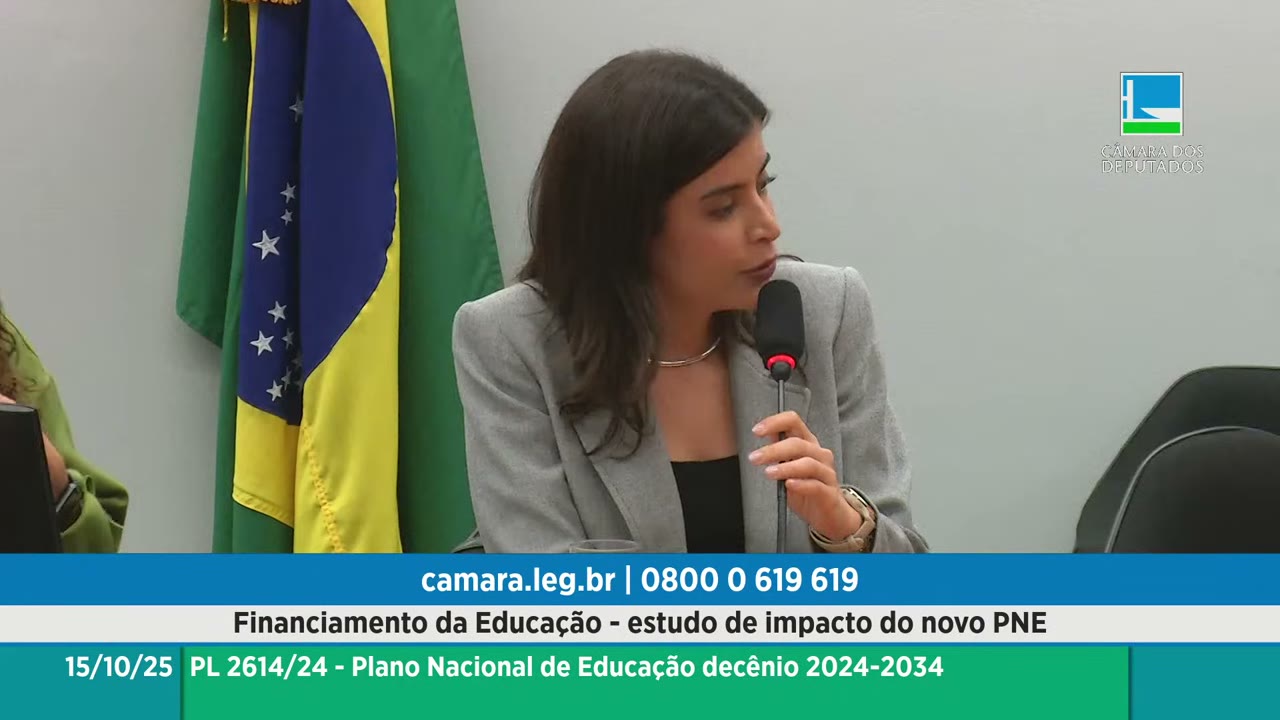 Vídeo do evento em 1:04:01