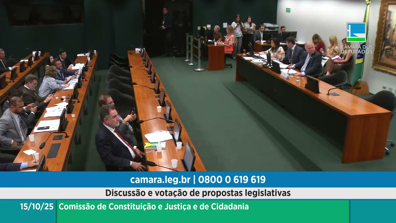 Vídeo do evento em 1:07:38