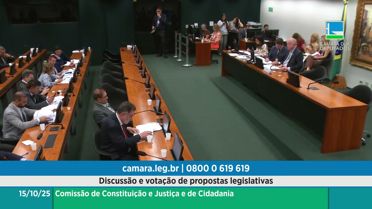 Vídeo do evento em 1:08:02