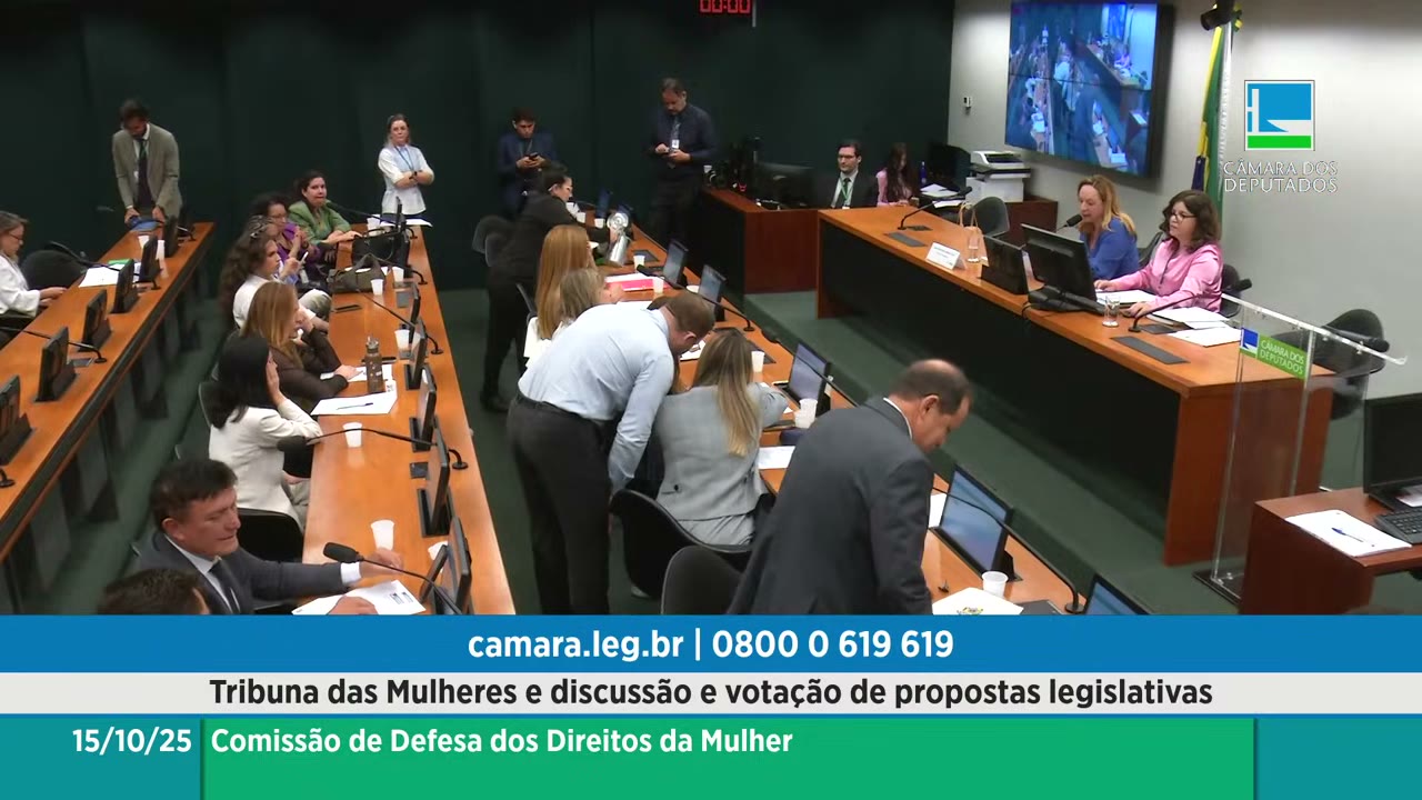 Vídeo do evento em 1:01:38