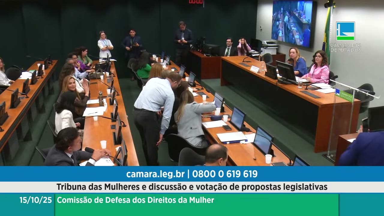 Vídeo do evento em 1:02:08