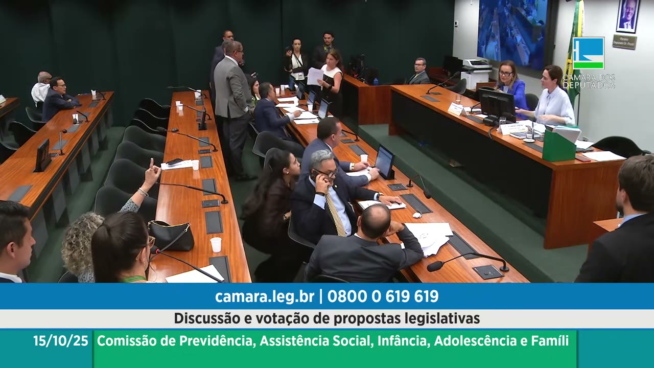 Vídeo do evento em 1:28:00