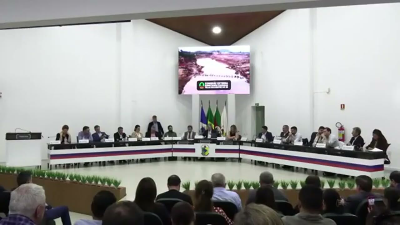 Vídeo do evento em 1:01:04