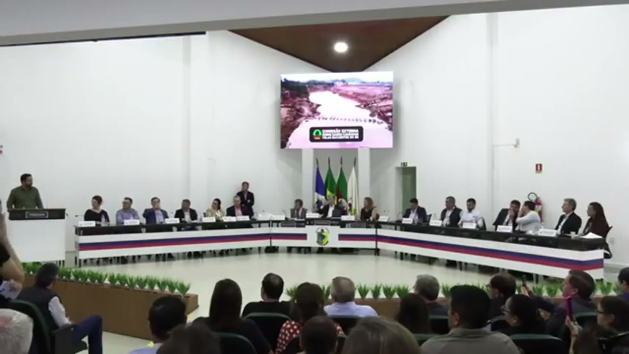 Vídeo do evento em 1:11:57