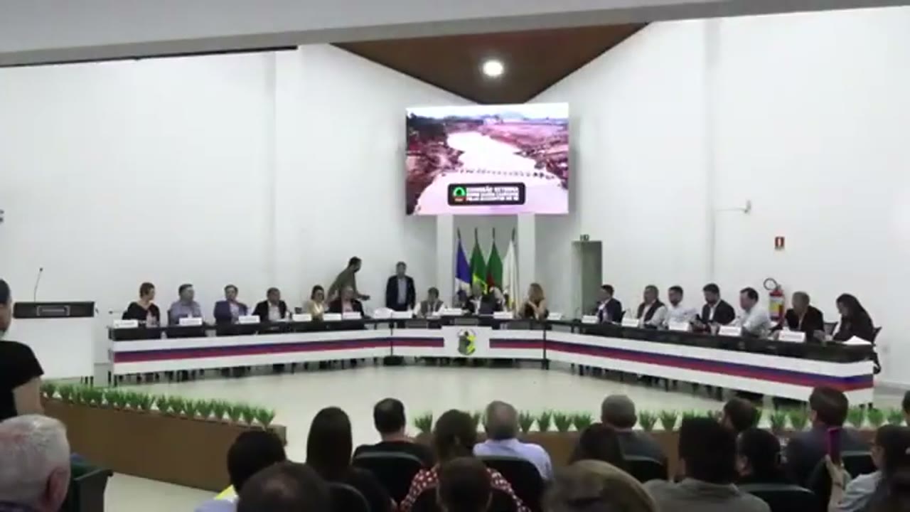 Vídeo do evento em 1:19:18