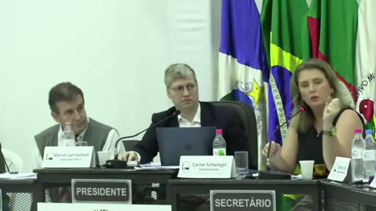 Vídeo do evento em 1:29:20