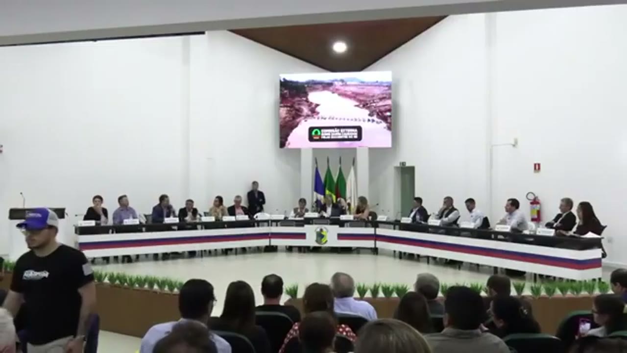 Vídeo do evento em 1:33:12