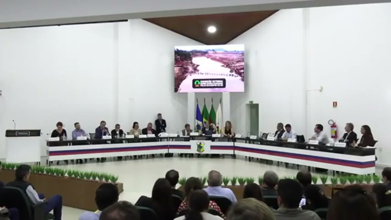 Vídeo do evento em 1:35:54