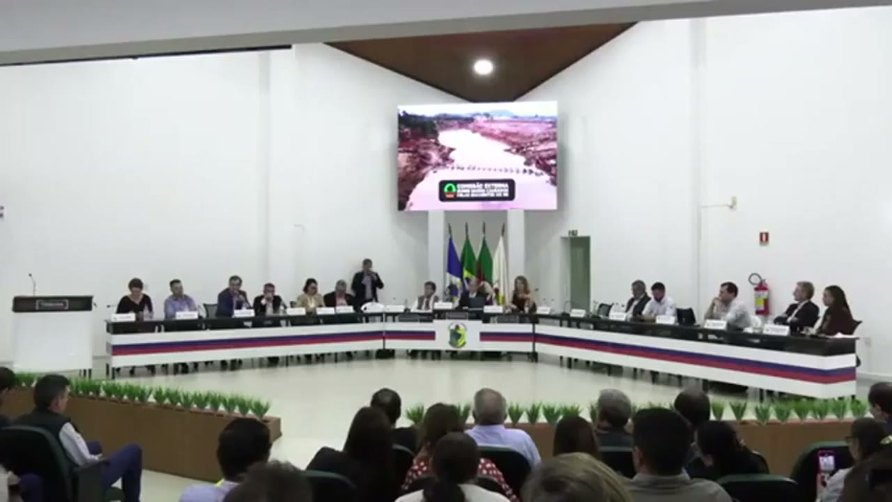 Vídeo do evento em 1:36:06