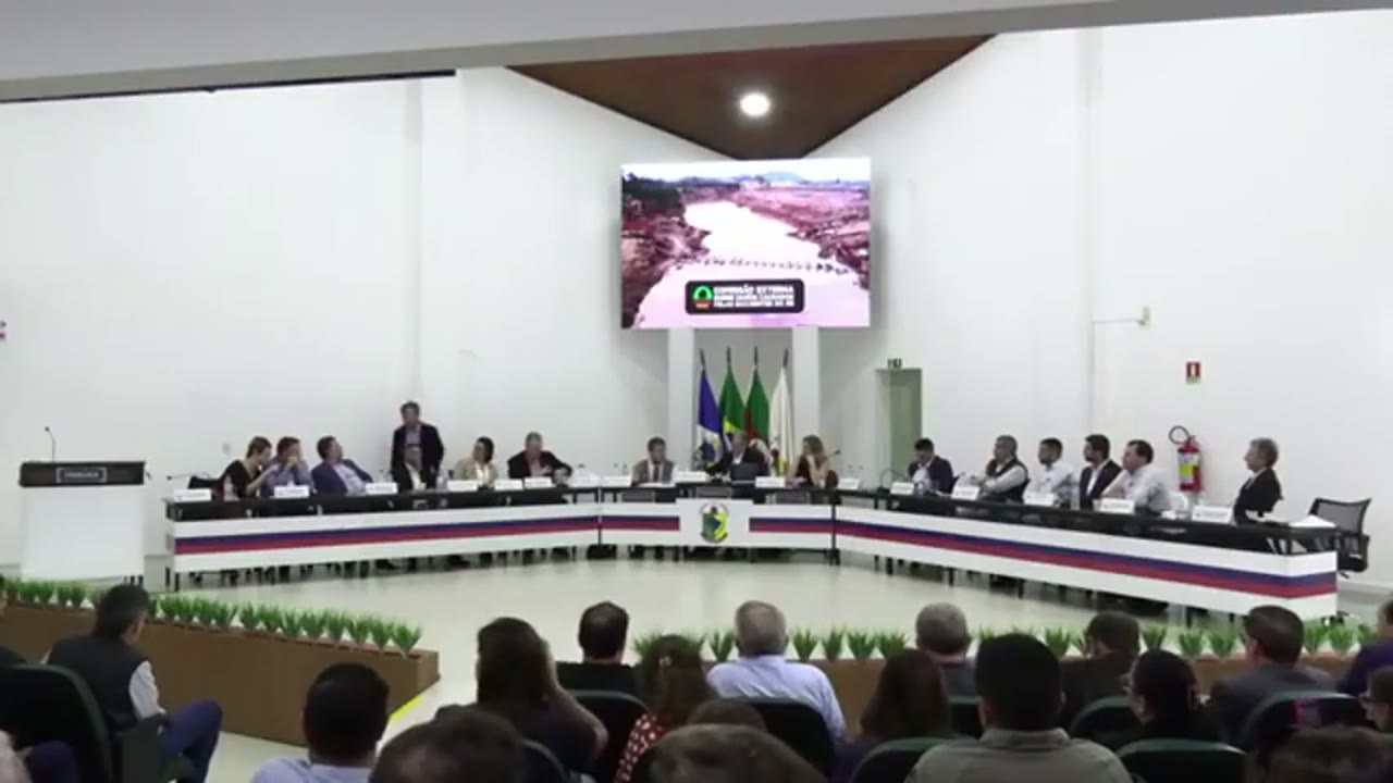 Vídeo do evento em 1:54:39