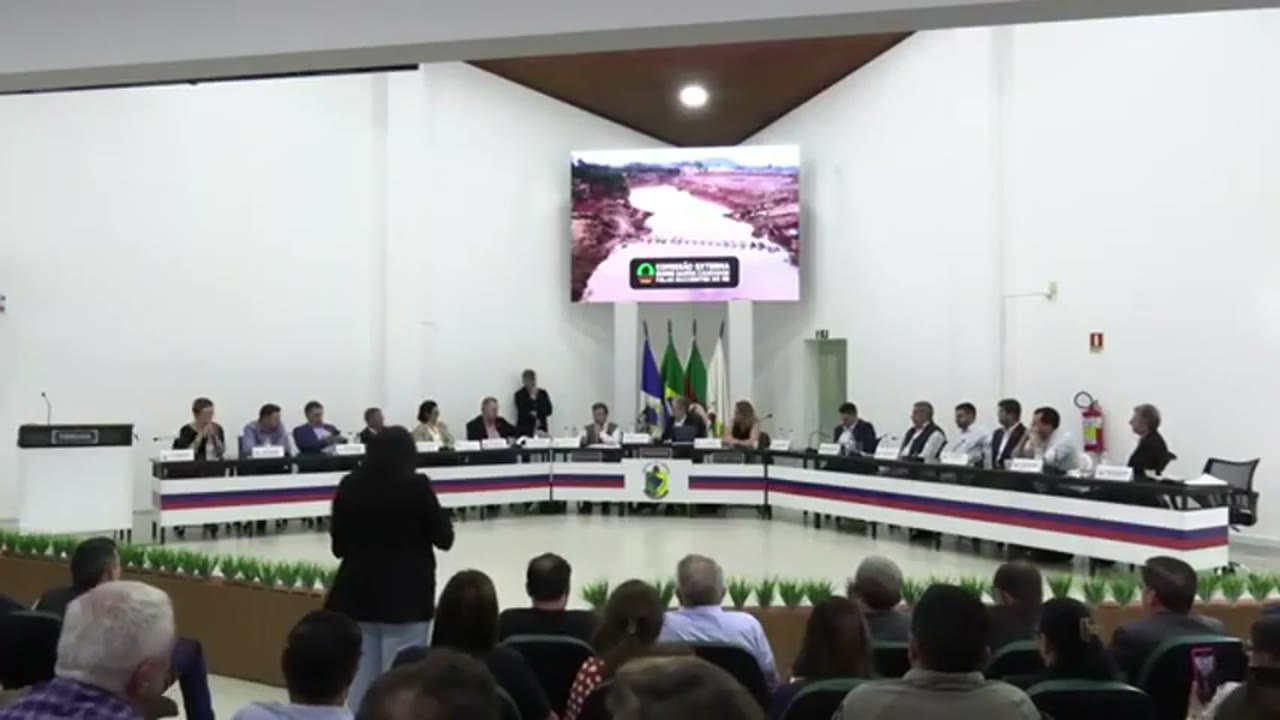 Vídeo do evento em 1:55:20