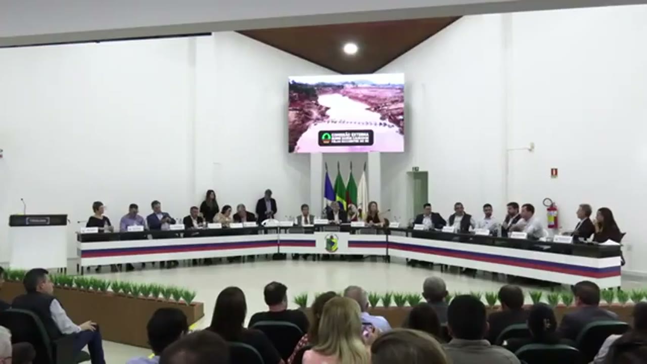 Vídeo do evento em 2:06:34