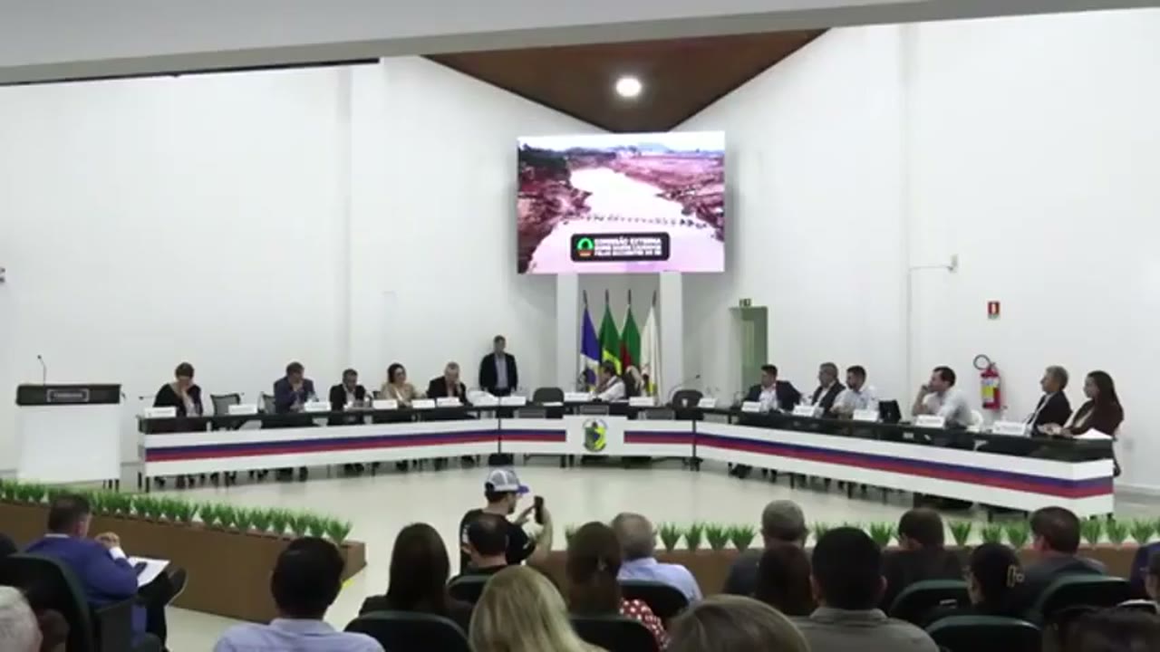 Vídeo do evento em 2:15:59
