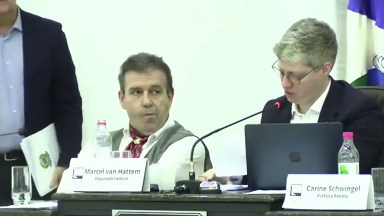 Vídeo do evento em 3:06:03