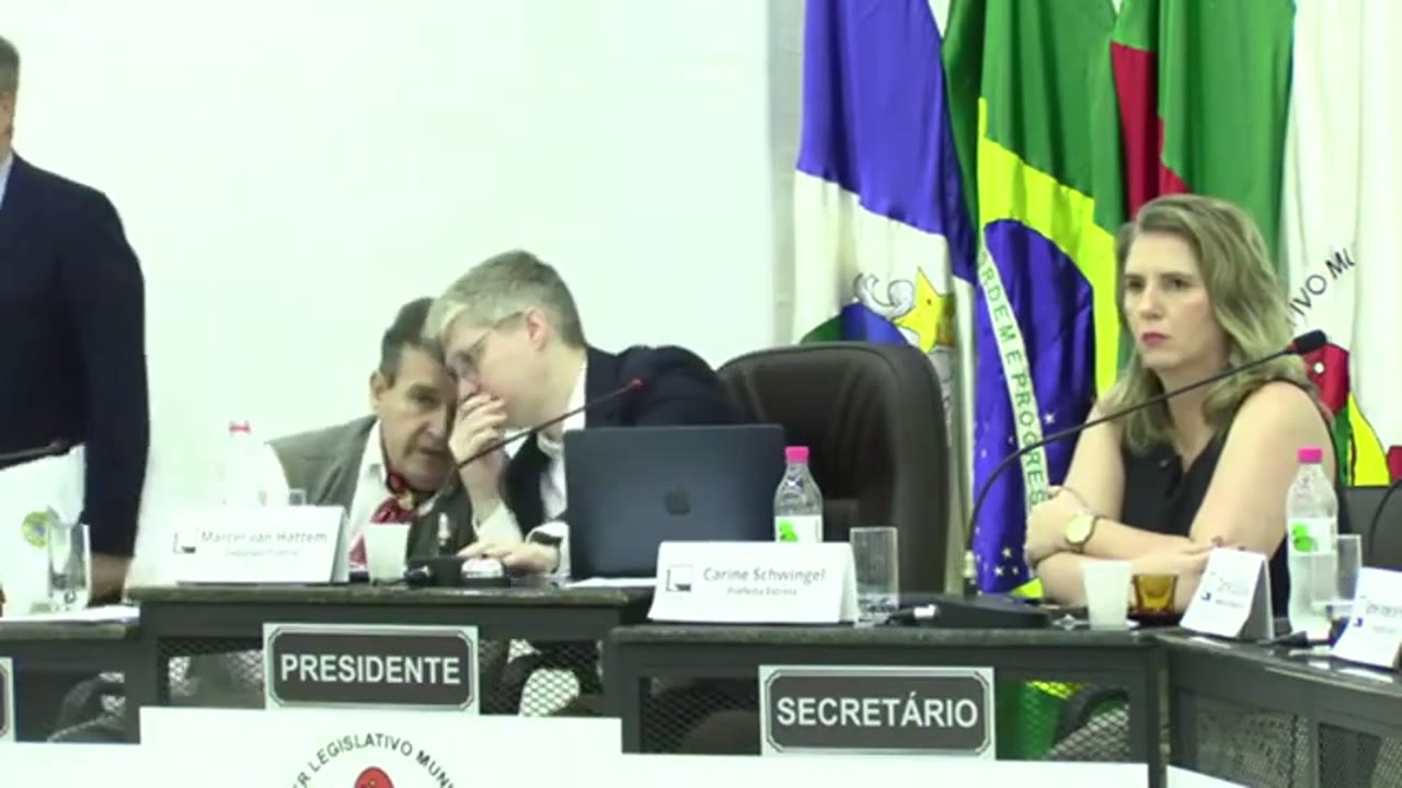 Vídeo do evento em 3:06:31