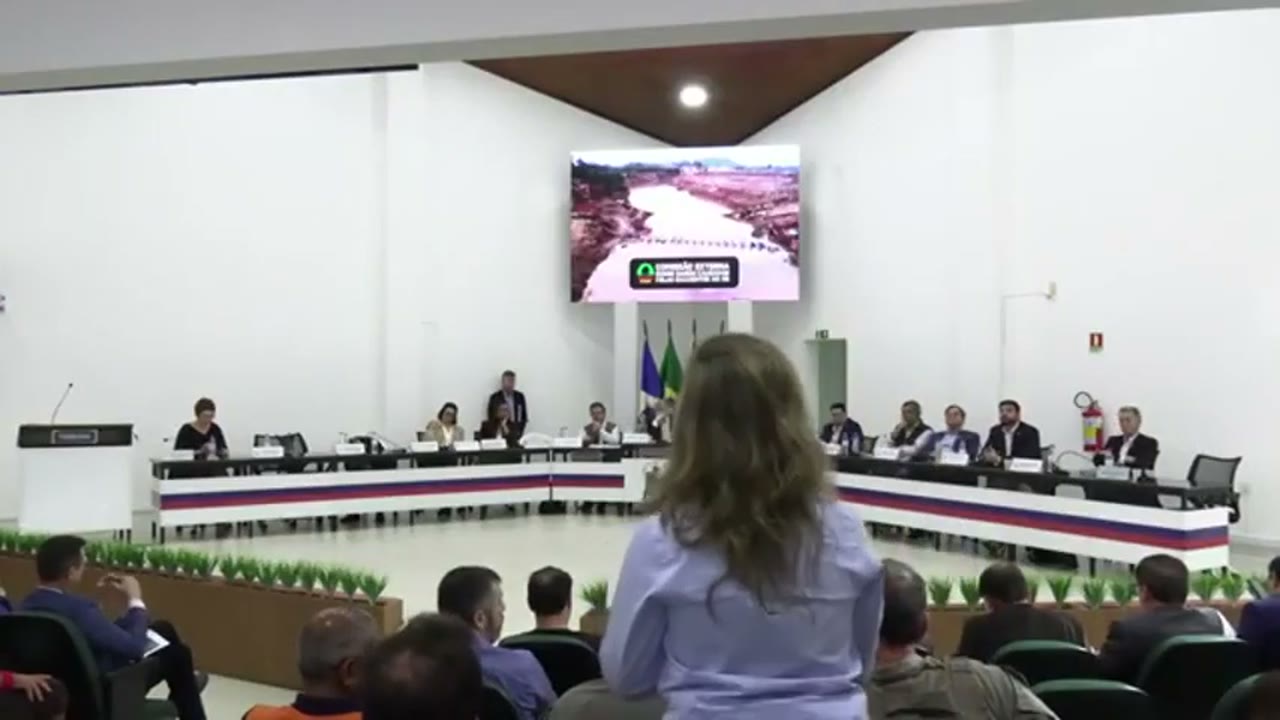 Vídeo do evento em 3:09:48