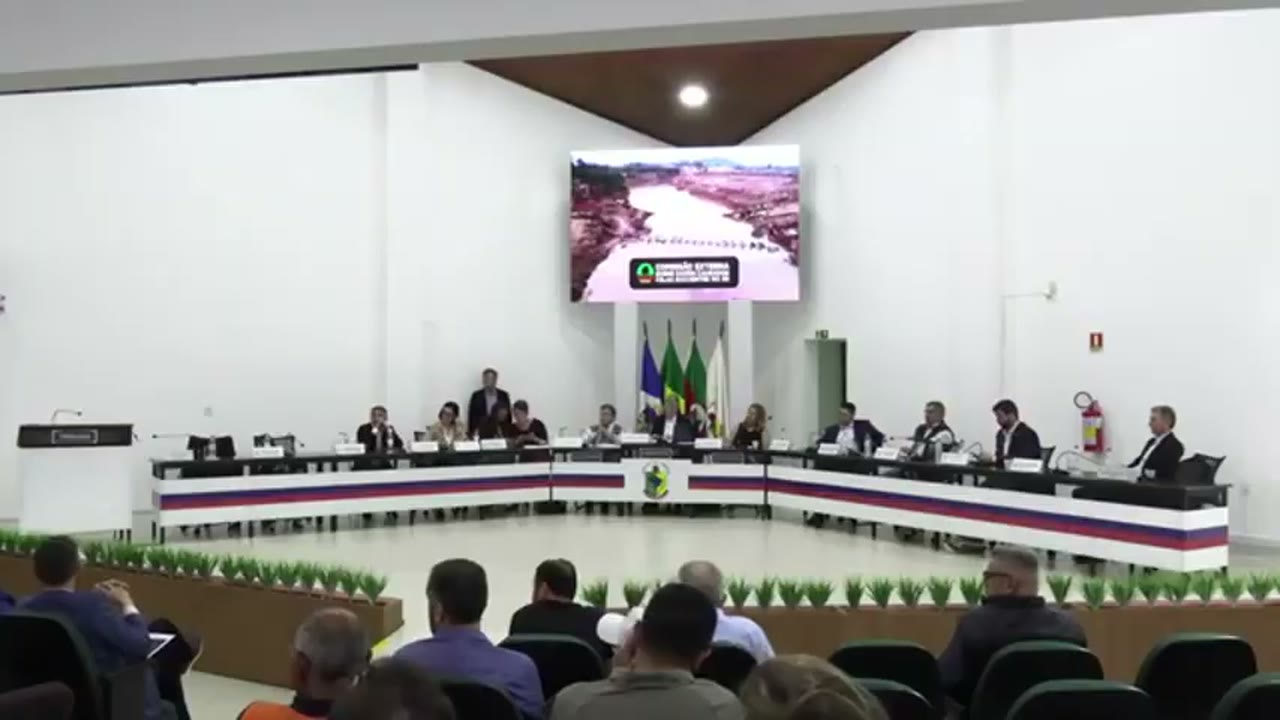 Vídeo do evento em 3:30:53