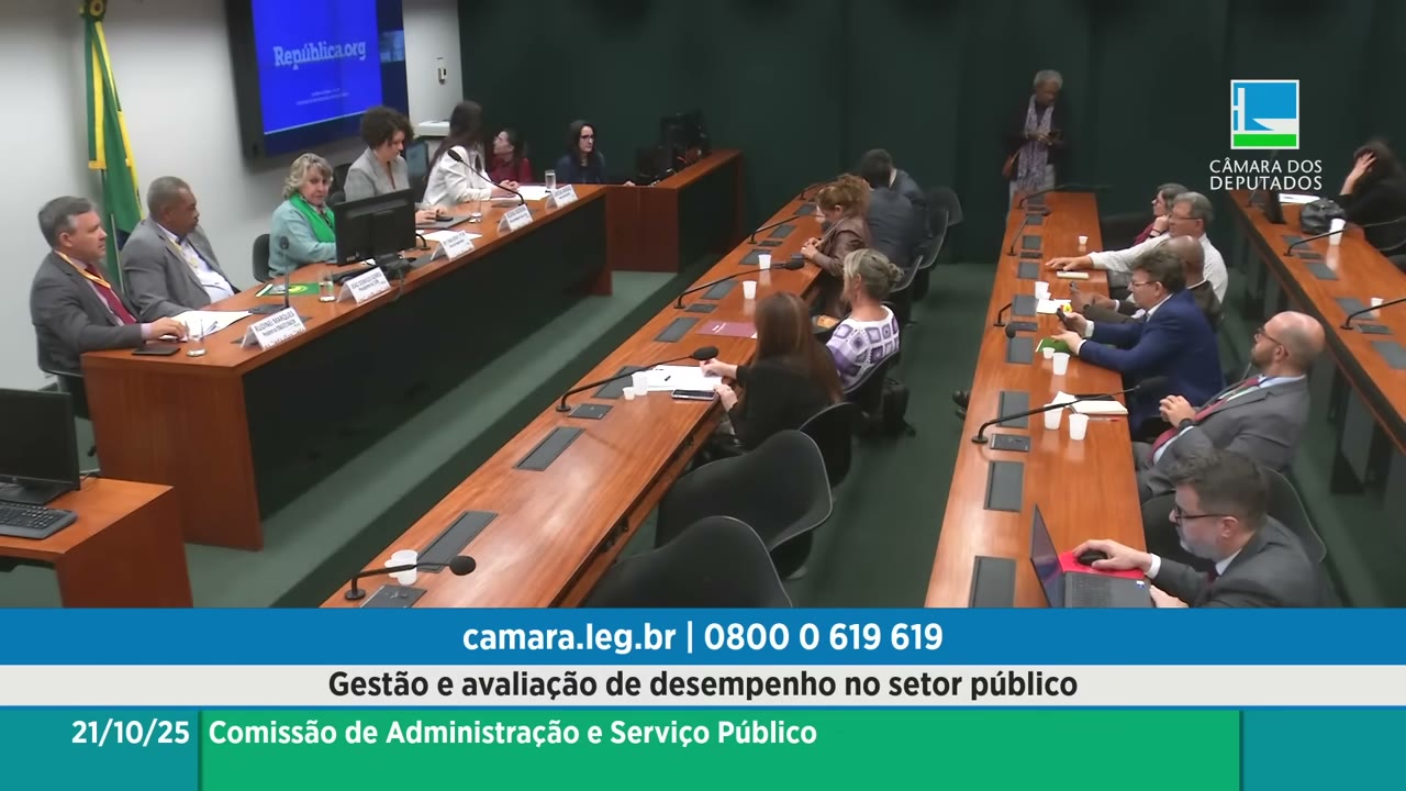 Vídeo do evento em 1:05:48