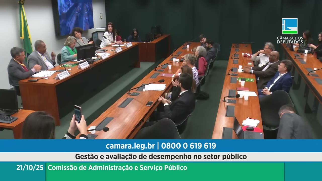 Vídeo do evento em 1:40:09
