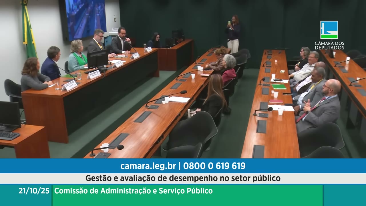 Vídeo do evento em 1:51:12