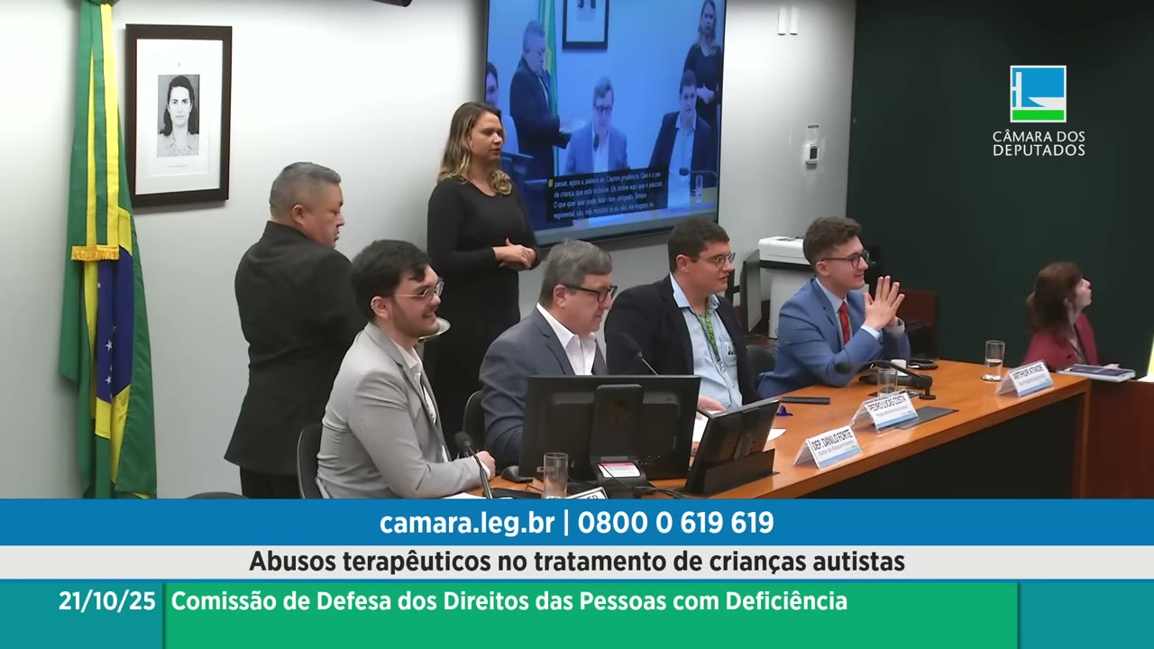 Vídeo do evento em 1:04:04