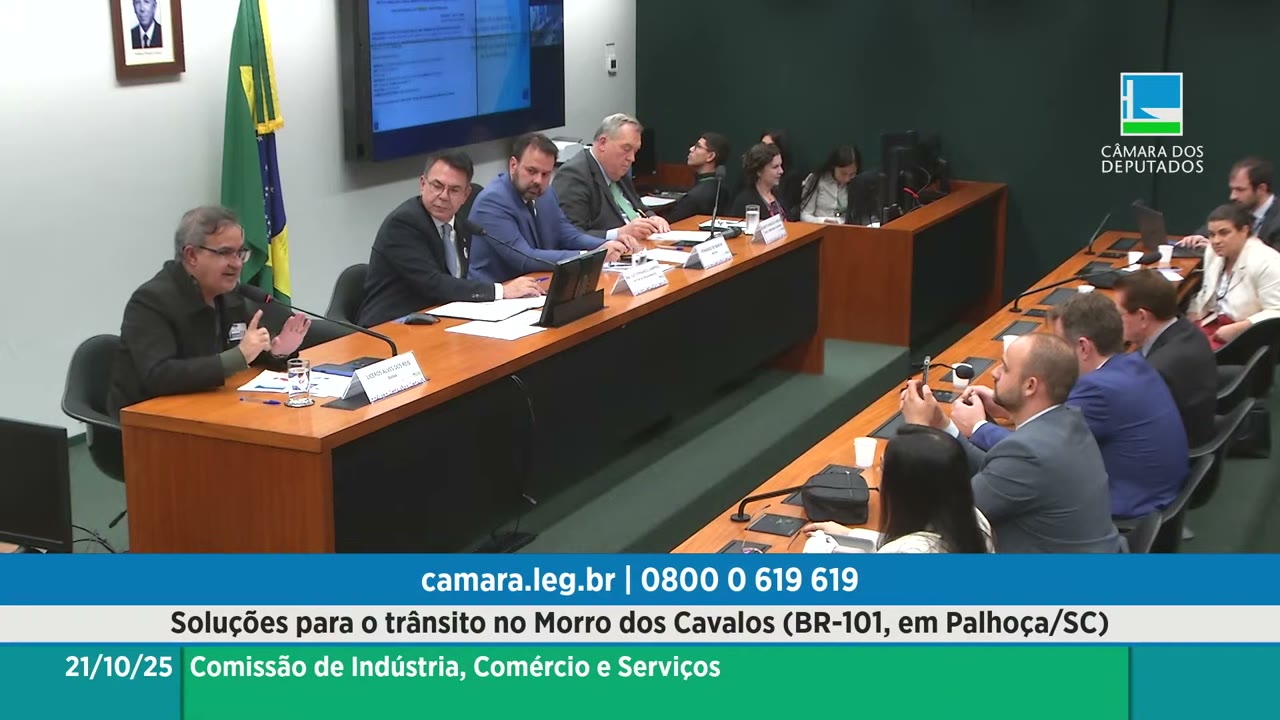 Vídeo do evento em 1:14:41