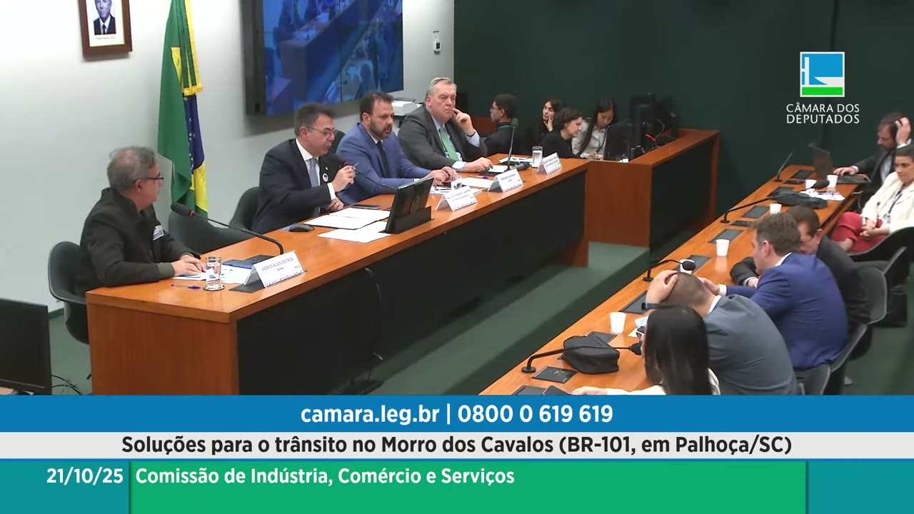 Vídeo do evento em 1:15:49