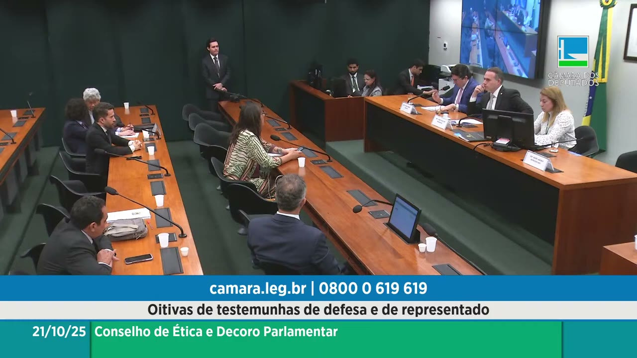 Vídeo do evento em 1:03:06