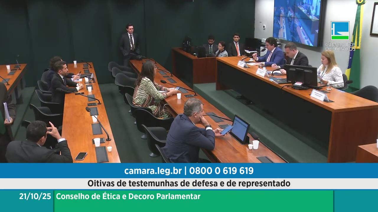 Vídeo do evento em 1:04:13