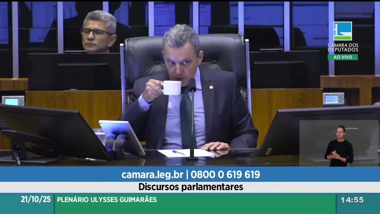 Vídeo do evento em 1:00:53