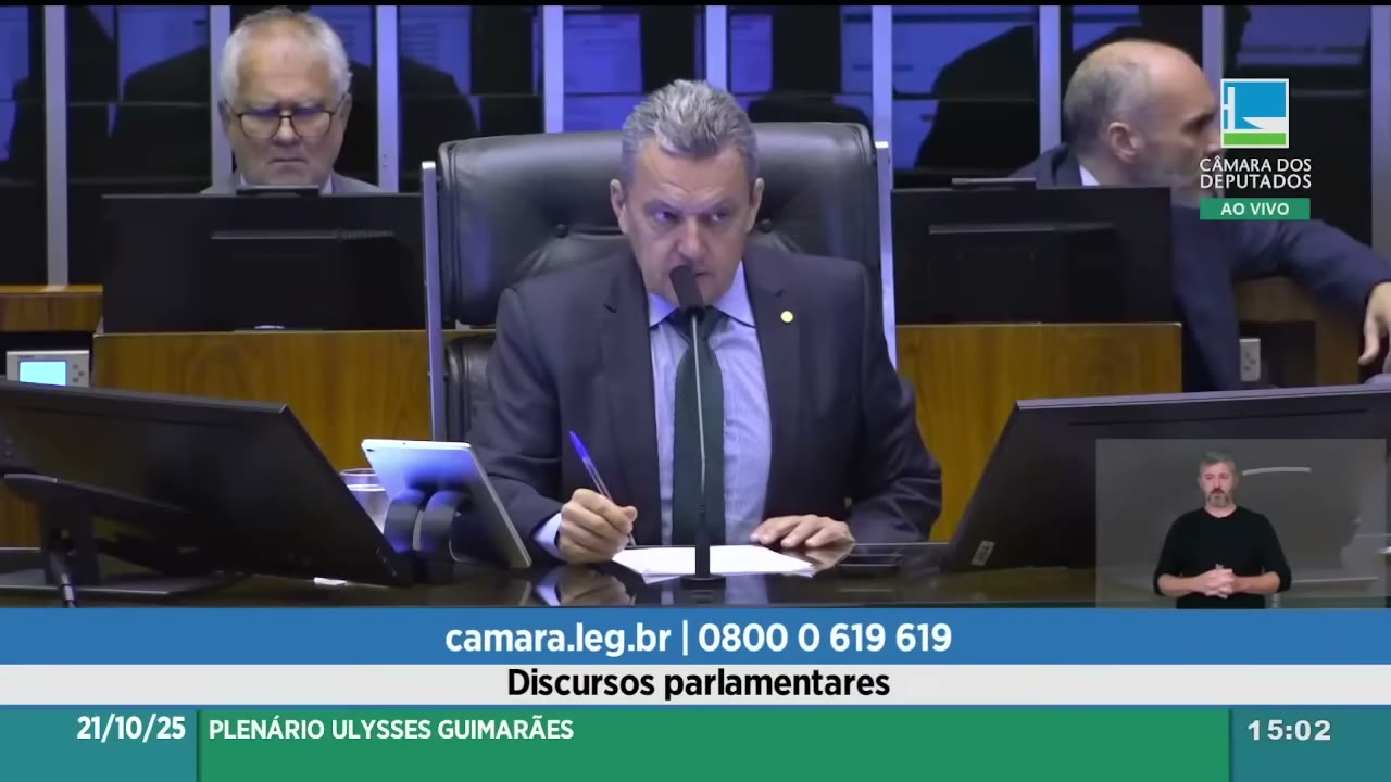 Vídeo do evento em 1:07:31