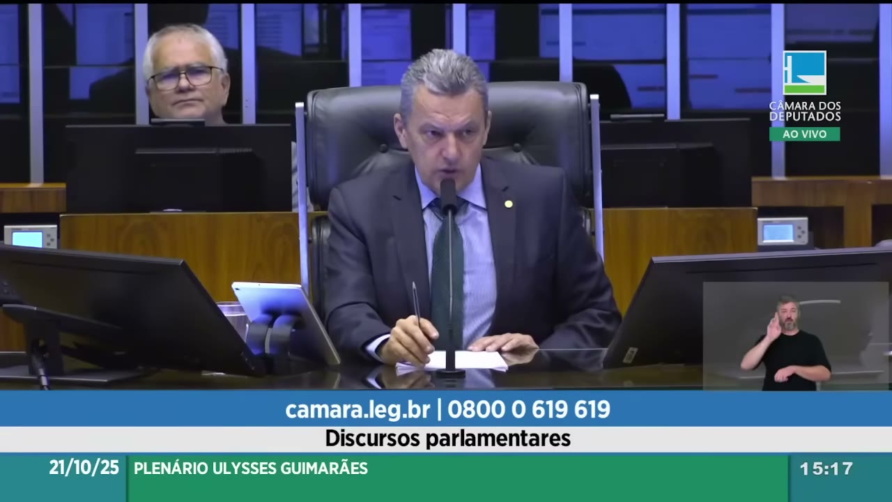 Vídeo do evento em 1:23:20