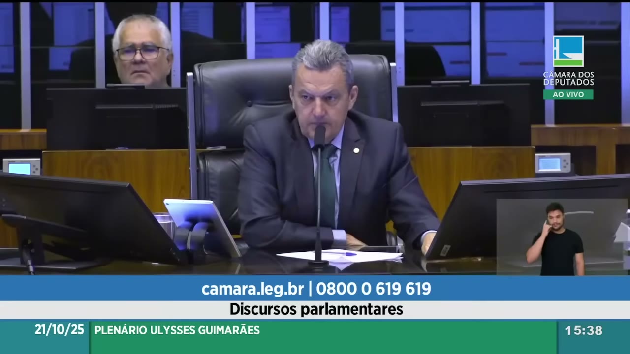 Vídeo do evento em 1:43:44